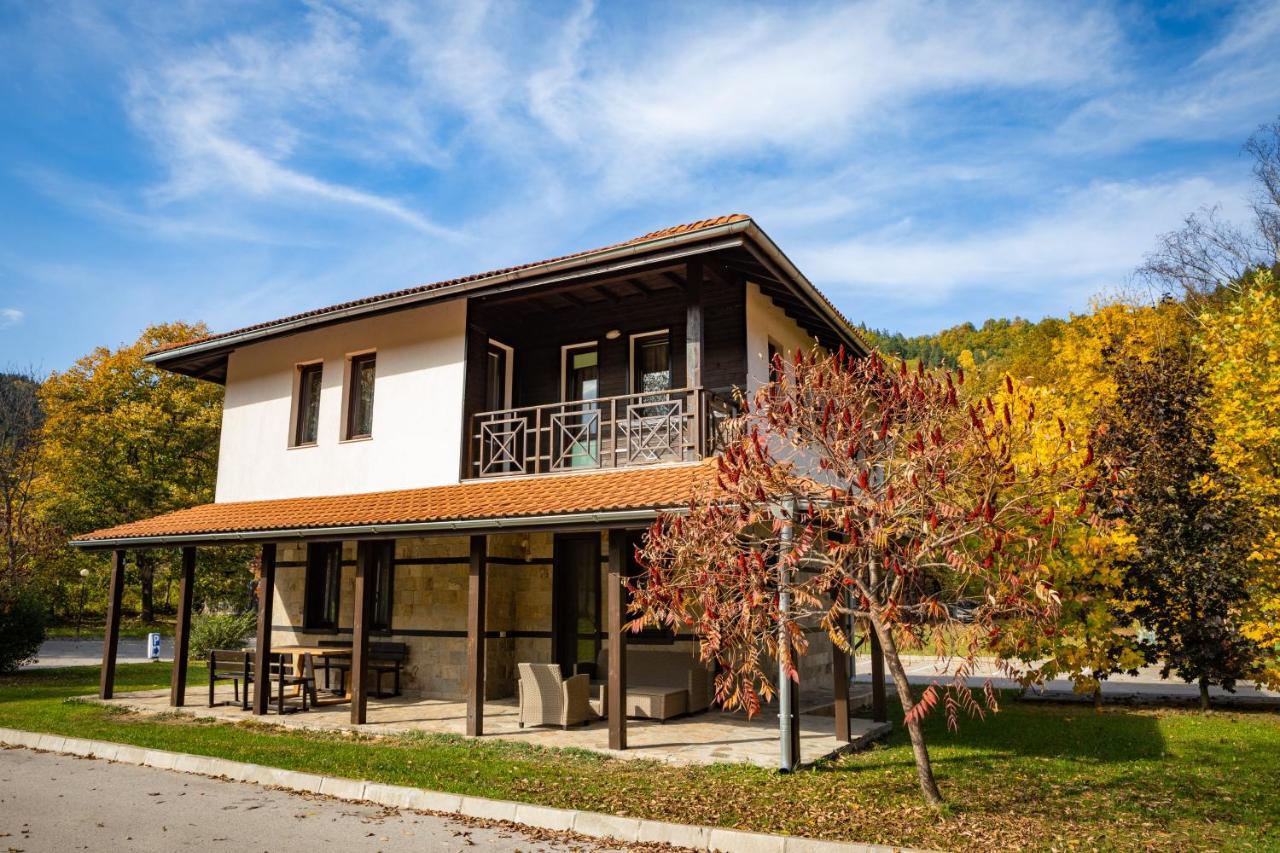 Ostrova Holiday Village Beli Osum Exterior photo