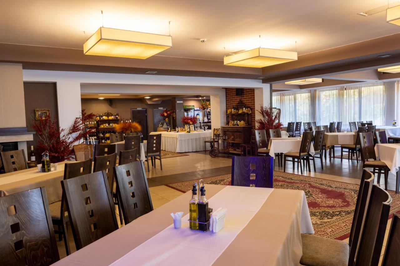 Ostrova Holiday Village Beli Osum Exterior photo
